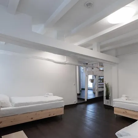 T&k - Several In Apartment