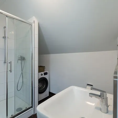 T&k - Several In Apartment